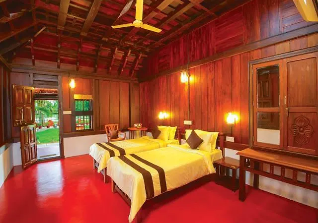 Resort Palmdale Heritage Champakulam India